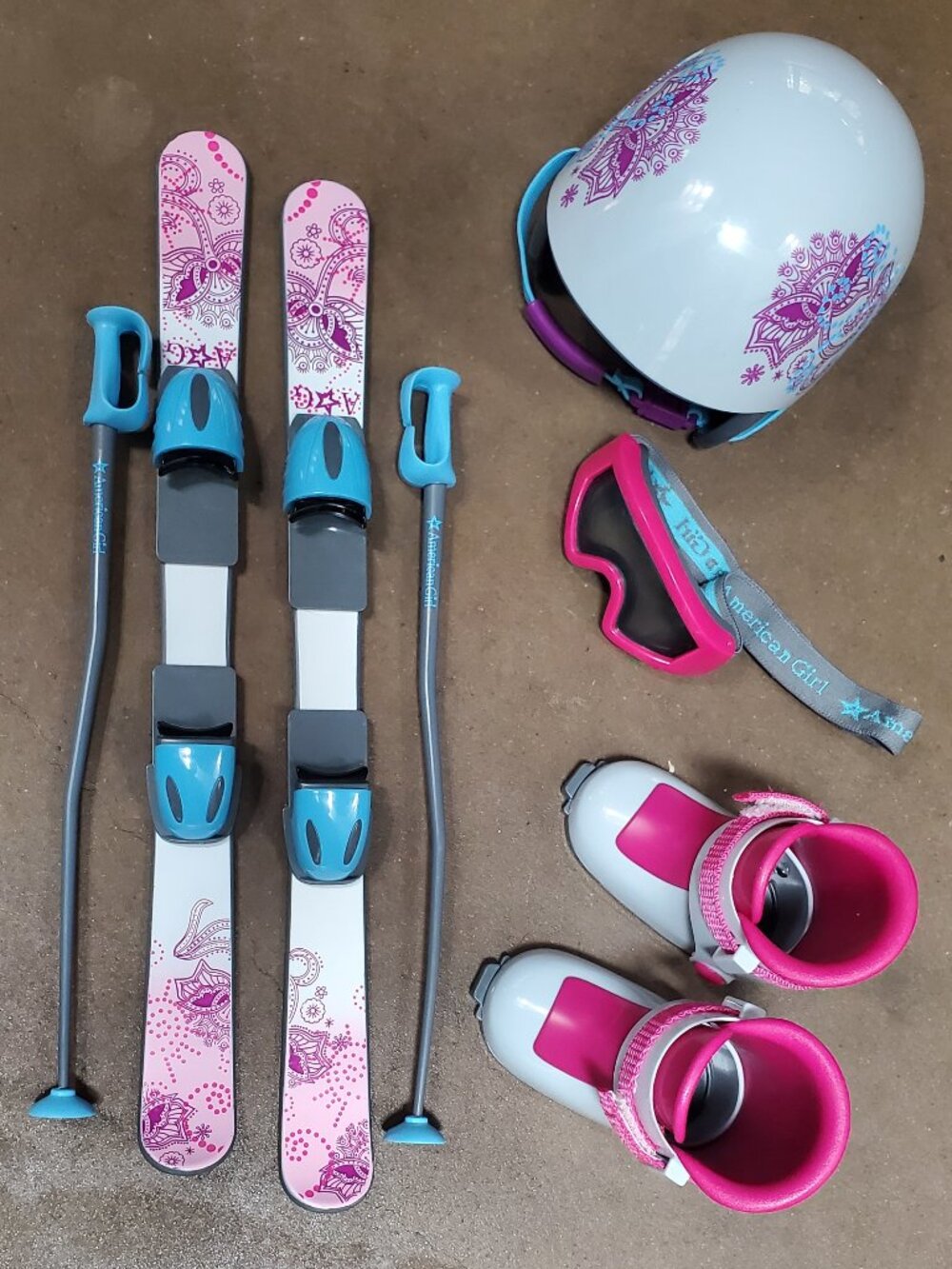Retired American Girl Doll Ski Gear Set - Skis, Boots, Helmet, Goggles